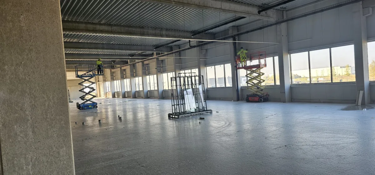 Hall envelope installation